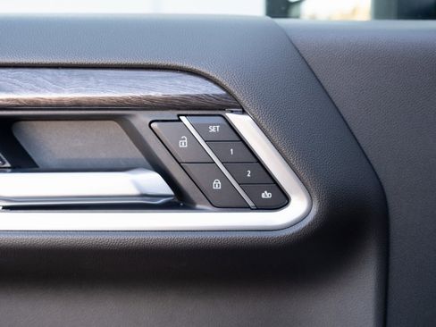 New 2026 Chevrolet Silverado 3500 LTZ w/ LTZ Convenience Package image 17