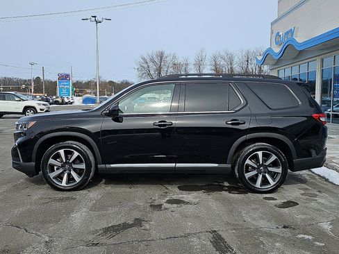 Used 2023 Honda Pilot Elite image 7