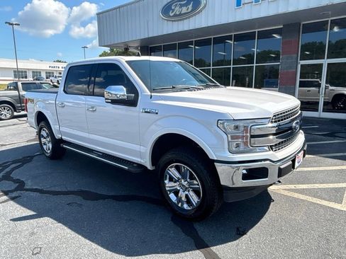 Used 2019 Ford F150 Lariat w/ Equipment Group 502A Luxury AWD/4WD image 3