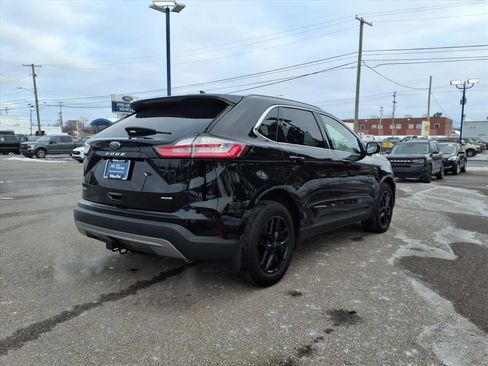 Certified 2022 Ford Edge SEL w/ Convenience Package image 6