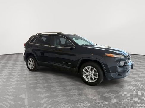 Used 2014 Jeep Cherokee Latitude w/ Comfort/Convenience Group image 13