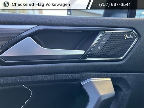 Used 2023 Volkswagen Tiguan SEL R-Line image 13