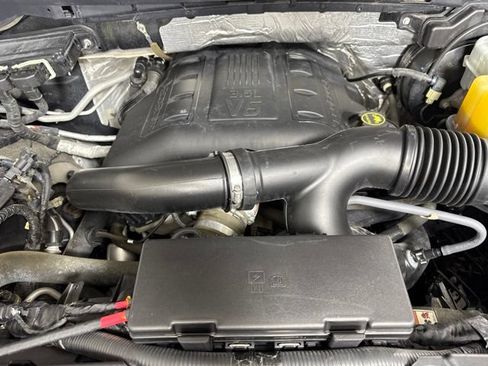 Used 2014 Ford F150 Lariat w/ Lariat Chrome Package AWD/4WD image 9