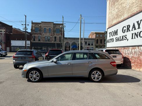 Used 2011 Mercedes-Benz E 350 4MATIC Wagon image 5
