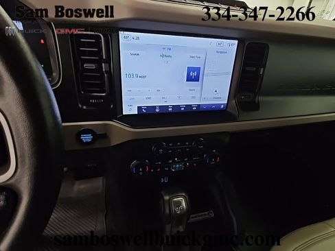 Used 2022 Ford Bronco Wildtrak image 12