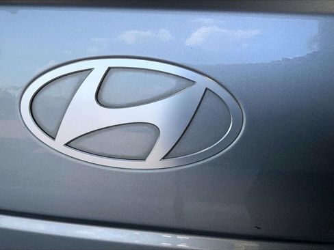 Used 2024 Hyundai Santa Fe SEL FWD image 31