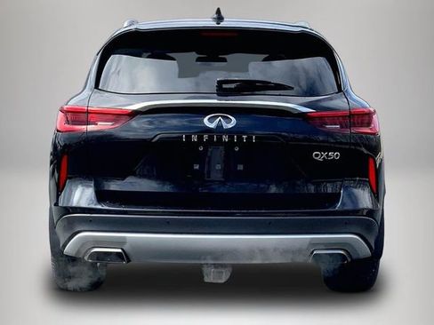 Used 2019 INFINITI QX50 Essential w/ Sensory Package image 4