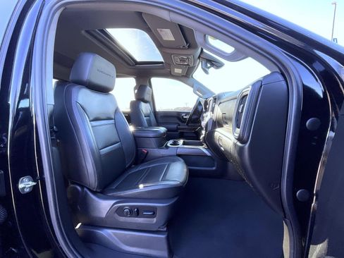 Certified 2021 GMC Sierra 3500 Denali image 15