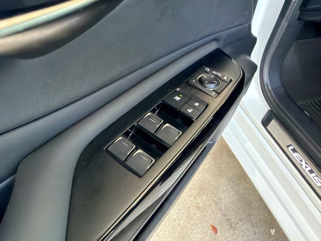 Used 2024 Lexus ES 350 F Sport w/ Accessory Package (Z2) FWD image 42