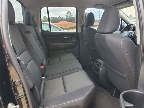 Used 2018 Honda Ridgeline Sport image 33