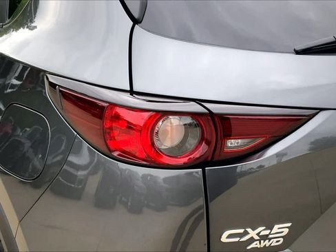 Used 2019 MAZDA CX-5 Touring image 28