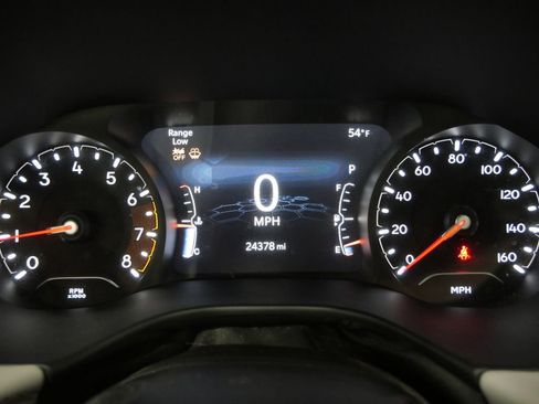 Used 2023 Jeep Compass Limited w/ Sun and Sound Group AWD/4WD image 15