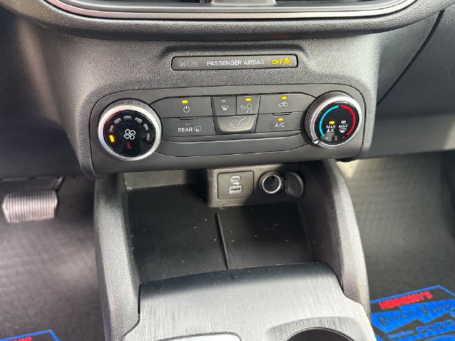 Used 2023 Ford Escape AWD image 23
