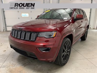 Used 2020 Jeep Grand Cherokee Altitude