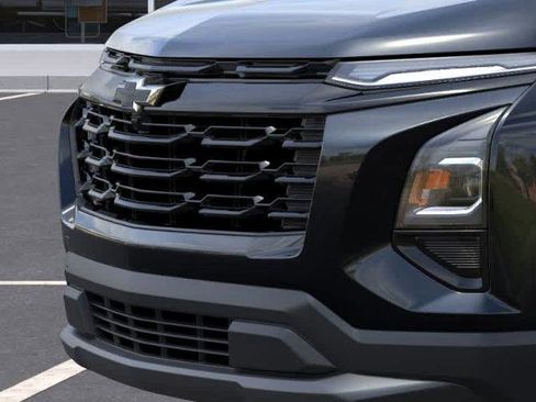 New 2026 Chevrolet Equinox LT w/ Midnight Edition image 13