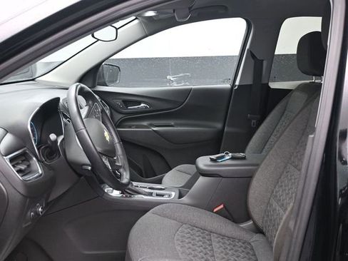 Used 2024 Chevrolet Equinox LT image 6