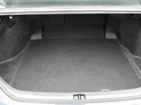 Used 2025 Toyota Camry SE image 11