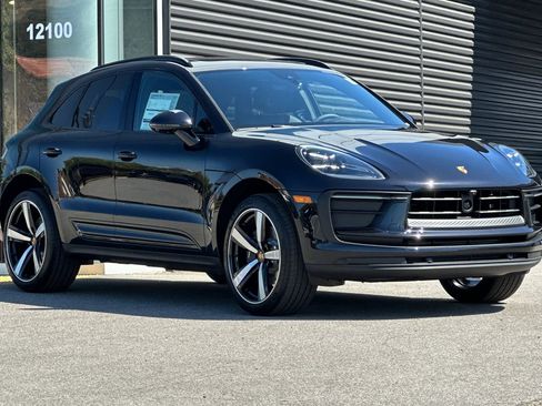 New 2026 Porsche Macan image 10
