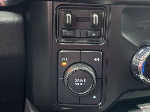 Used 2024 Ford F250 Lariat AWD/4WD image 20