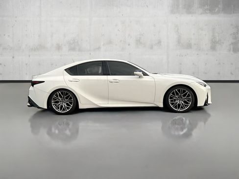 Used 2022 Lexus IS 500 w/ Accessory Package 2 image 8