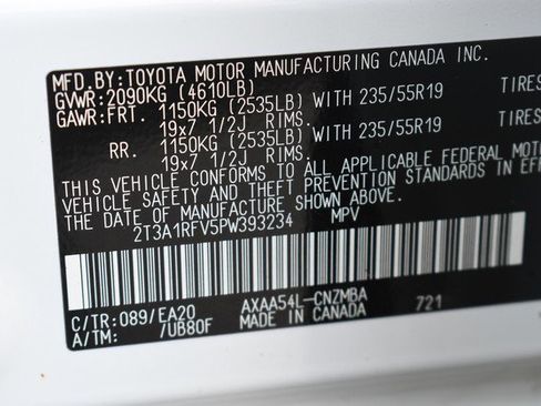 Certified 2023 Toyota RAV4 XLE Premium AWD/4WD image 34
