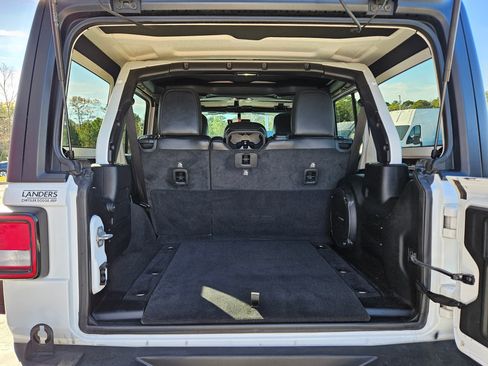 Used 2020 Jeep Wrangler Unlimited Rubicon image 30