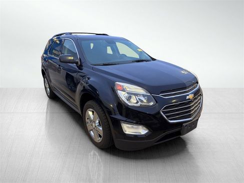 Used 2016 Chevrolet Equinox LT image 2