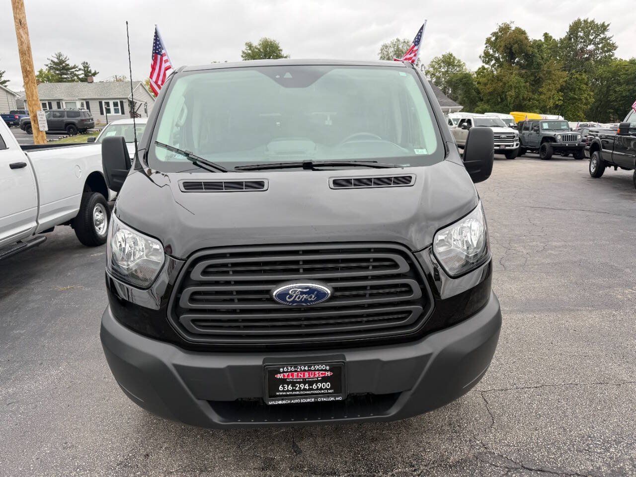 Used 2018 Ford Transit 350 XL RWD image 3