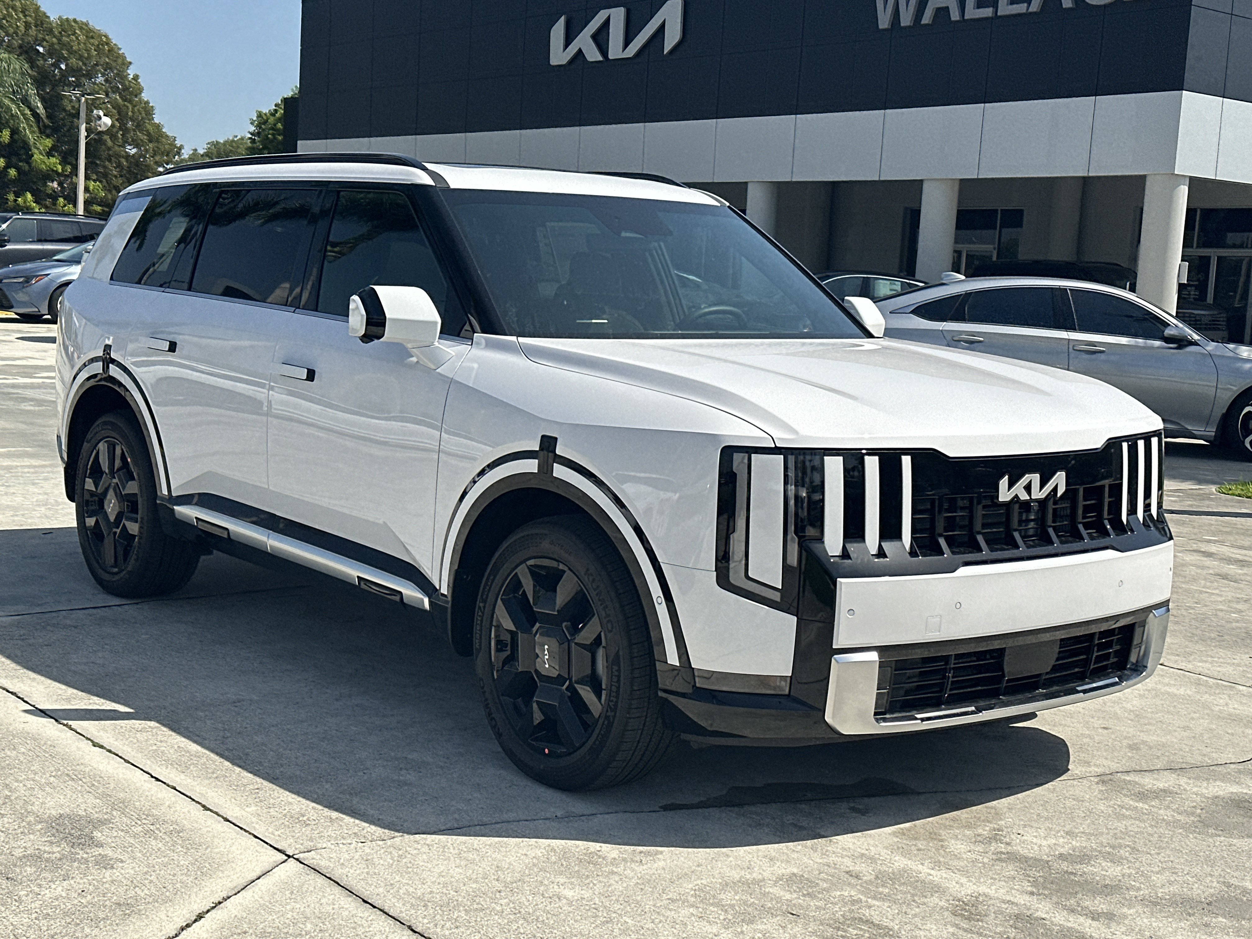 New 2027 Kia Telluride SX Prestige AWD/4WD image 4