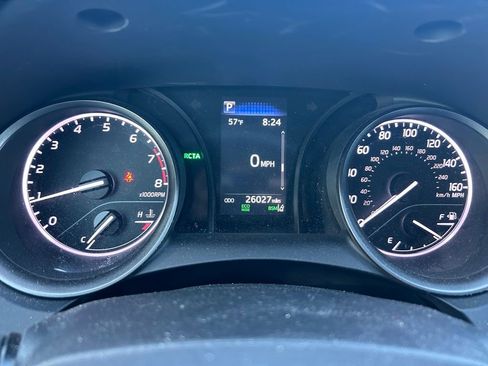 Used 2024 Toyota Camry SE image 23