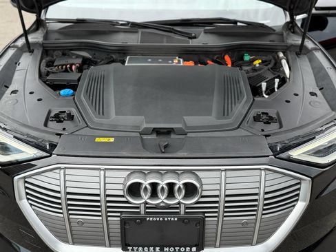 Used 2019 Audi e-tron Premium Plus image 79