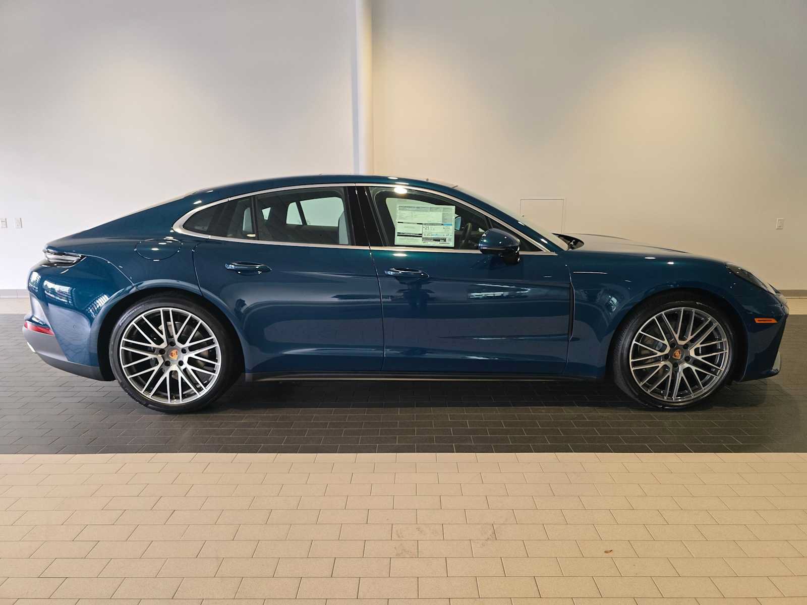 New 2026 Porsche Panamera 4 AWD/4WD image 8