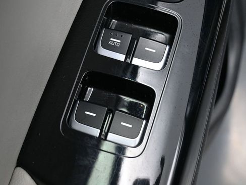 Used 2019 Kia Sportage EX w/ EX Sport Appearance Package image 13