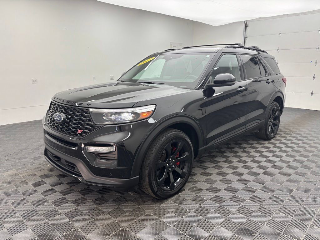 Used 2023 Ford Explorer ST w/ Equipment Group 401A AWD/4WD image 2
