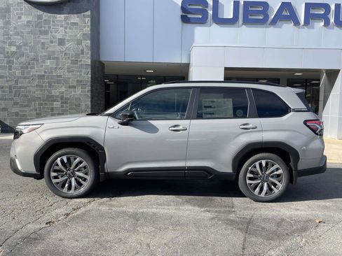 New 2025 Subaru Forester Touring image 2