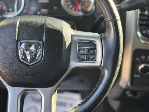 Used 2015 RAM 2500 Laramie w/ Convenience Group image 18