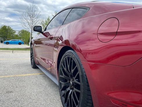 Used 2017 Ford Mustang GT Premium w/ GT Performance Package RWD image 12