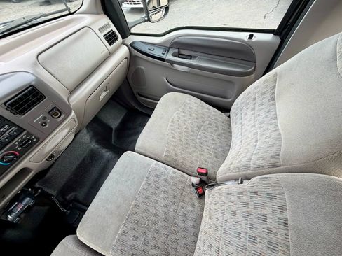 Used 1999 Ford F250 Long Bed image 14