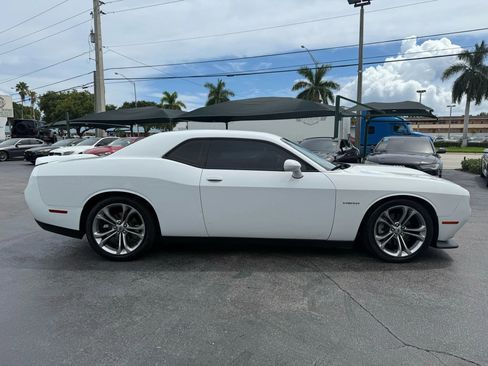 Used 2020 Dodge Challenger R/T image 7