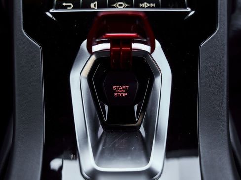 Used 2021 Lamborghini Huracan EVO image 60