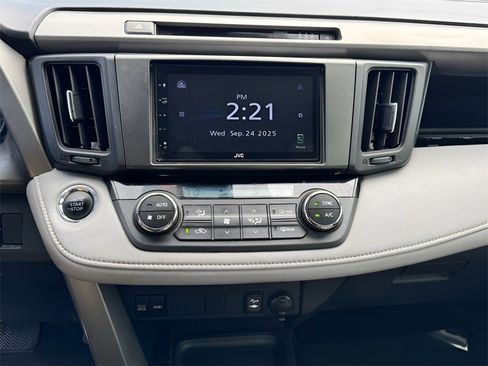 Used 2018 Toyota RAV4 XLE image 8