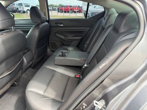 Used 2021 Nissan Altima 2.5 SR w/ SR Premium Package FWD image 31