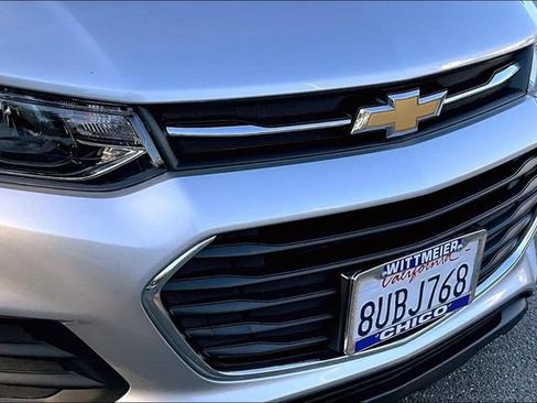 Used 2021 Chevrolet Trax LS w/ Tint and Cruise Package FWD image 29