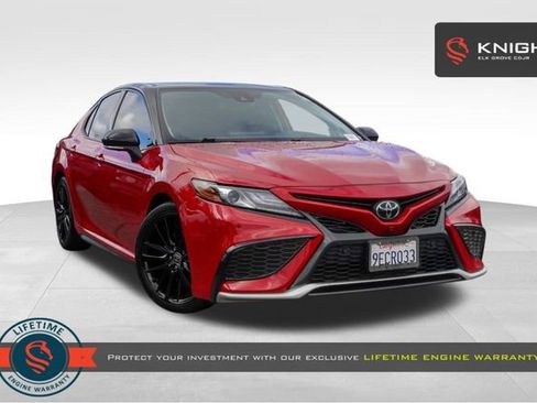 Used 2023 Toyota Camry XSE image 1