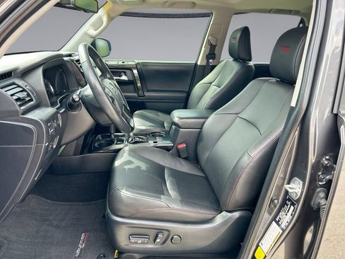 Used 2023 Toyota 4Runner TRD Off-Road Premium w/ Moonroof Package AWD/4WD image 11