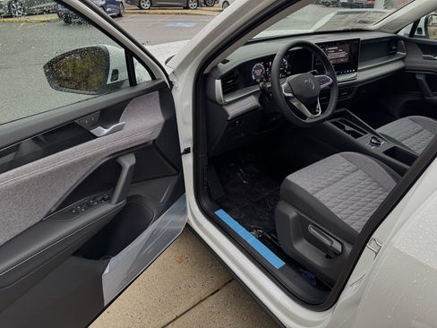 New 2026 Volkswagen Tiguan S image 16