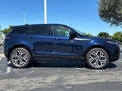 Used 2022 Land Rover Range Rover Evoque SE AWD/4WD image 3