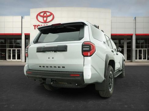 New 2025 Toyota 4Runner TRD Off-Road Premium image 20
