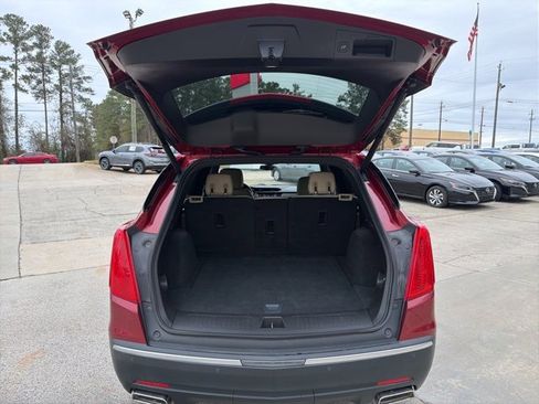 Used 2019 Cadillac XT5 FWD image 12