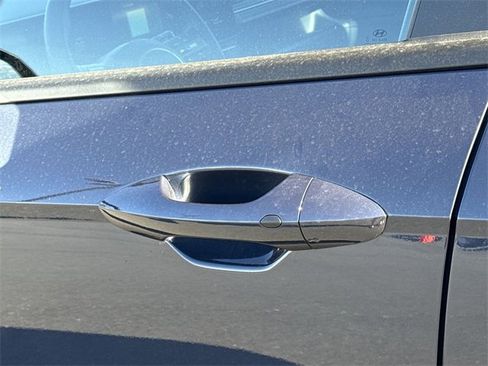 New 2026 Hyundai Kona SE image 28